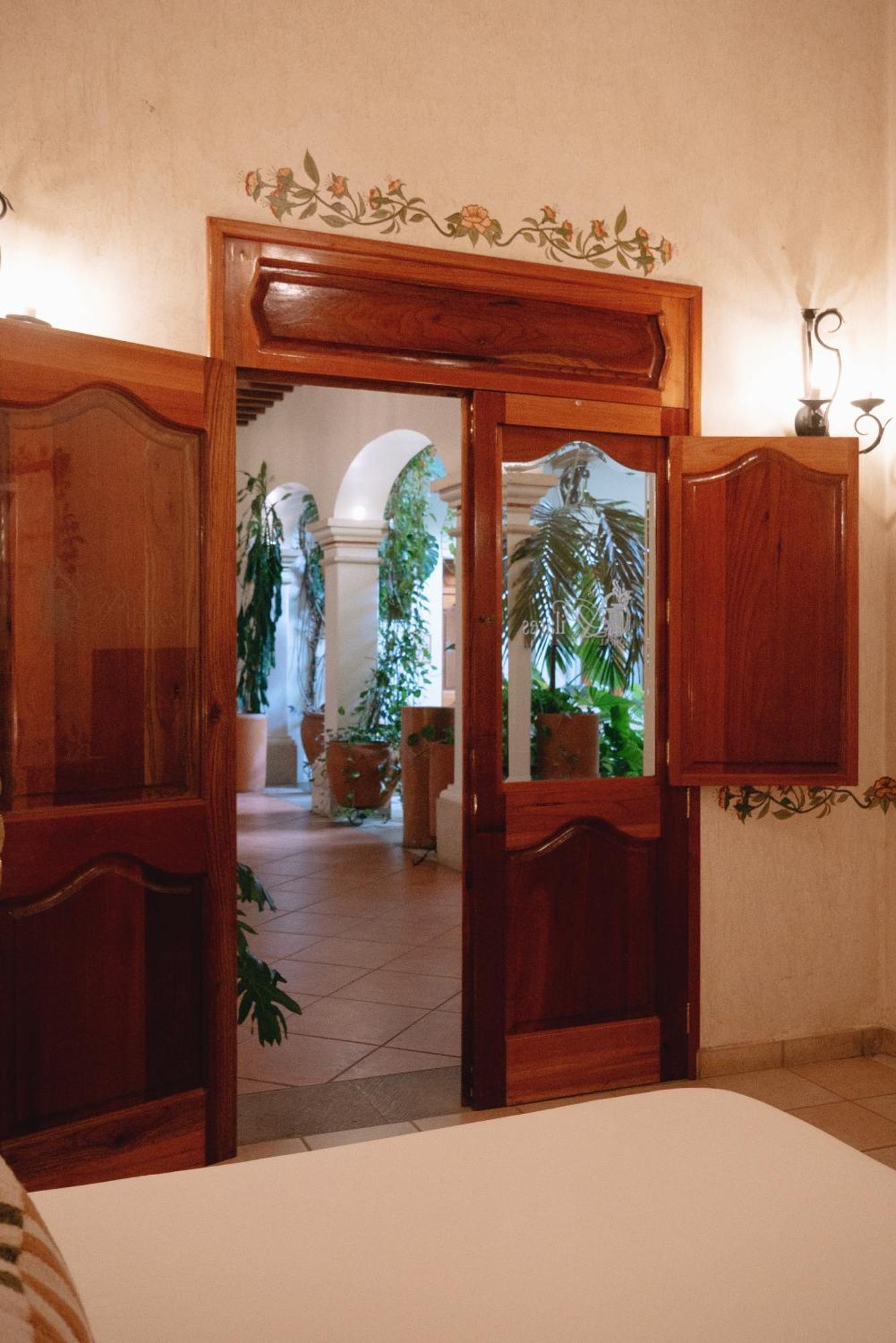 Los Pilares Hotel Oaxaca Exterior photo