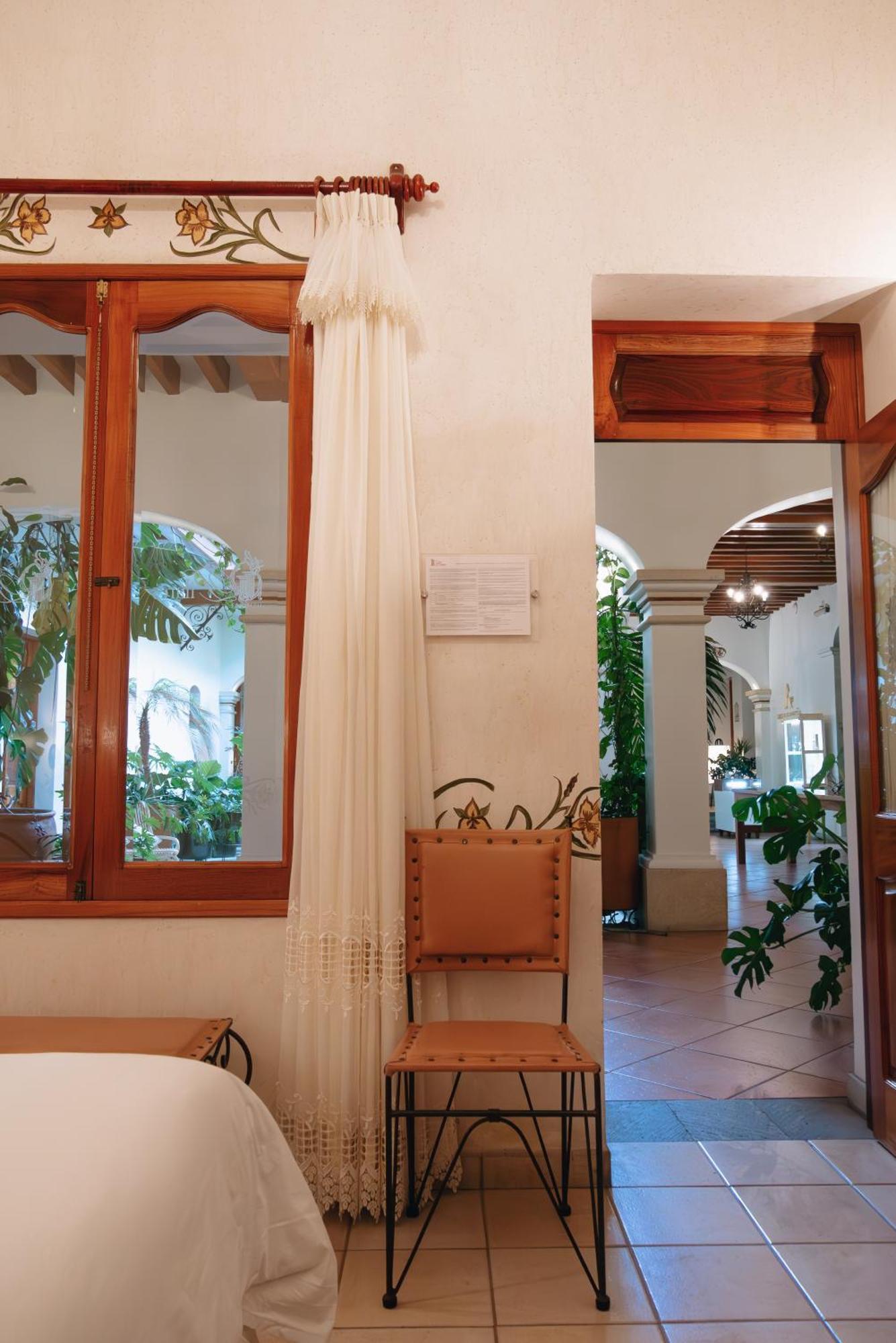 Los Pilares Hotel Oaxaca Exterior photo