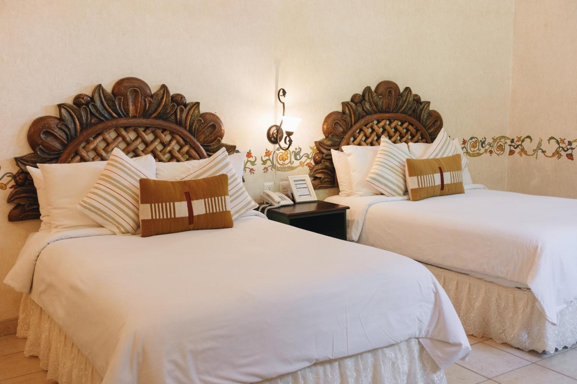 Los Pilares Hotel Oaxaca Exterior photo